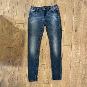 Buckle Black women’s jeans 27 x 32